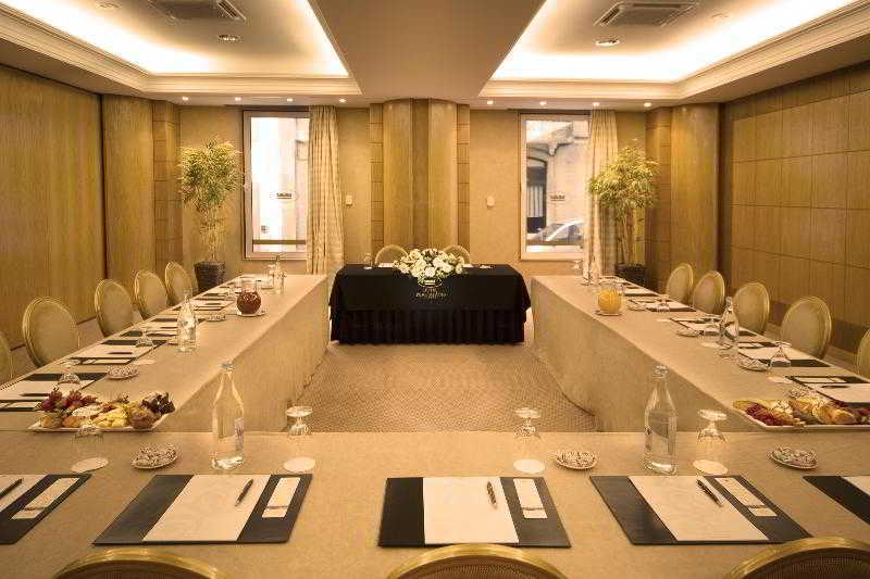 Hotel Real Palacio Lissabon Buitenkant foto The meeting room